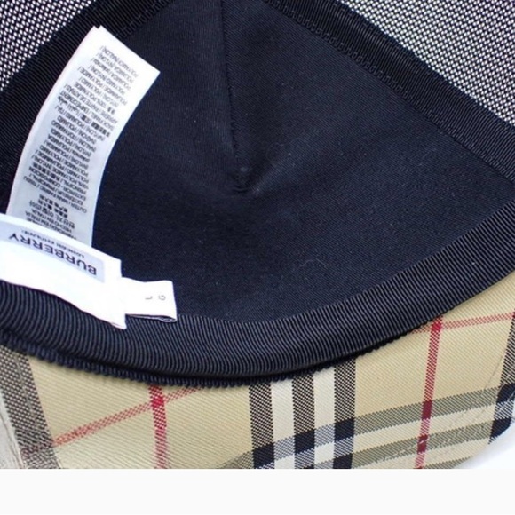 Authentic Burberry Nova Check Mesh Nylon Cap - Picture 6 of 6